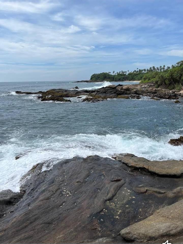 Soma Cabana, Homestay & Restaurant Tangalle Exterior photo