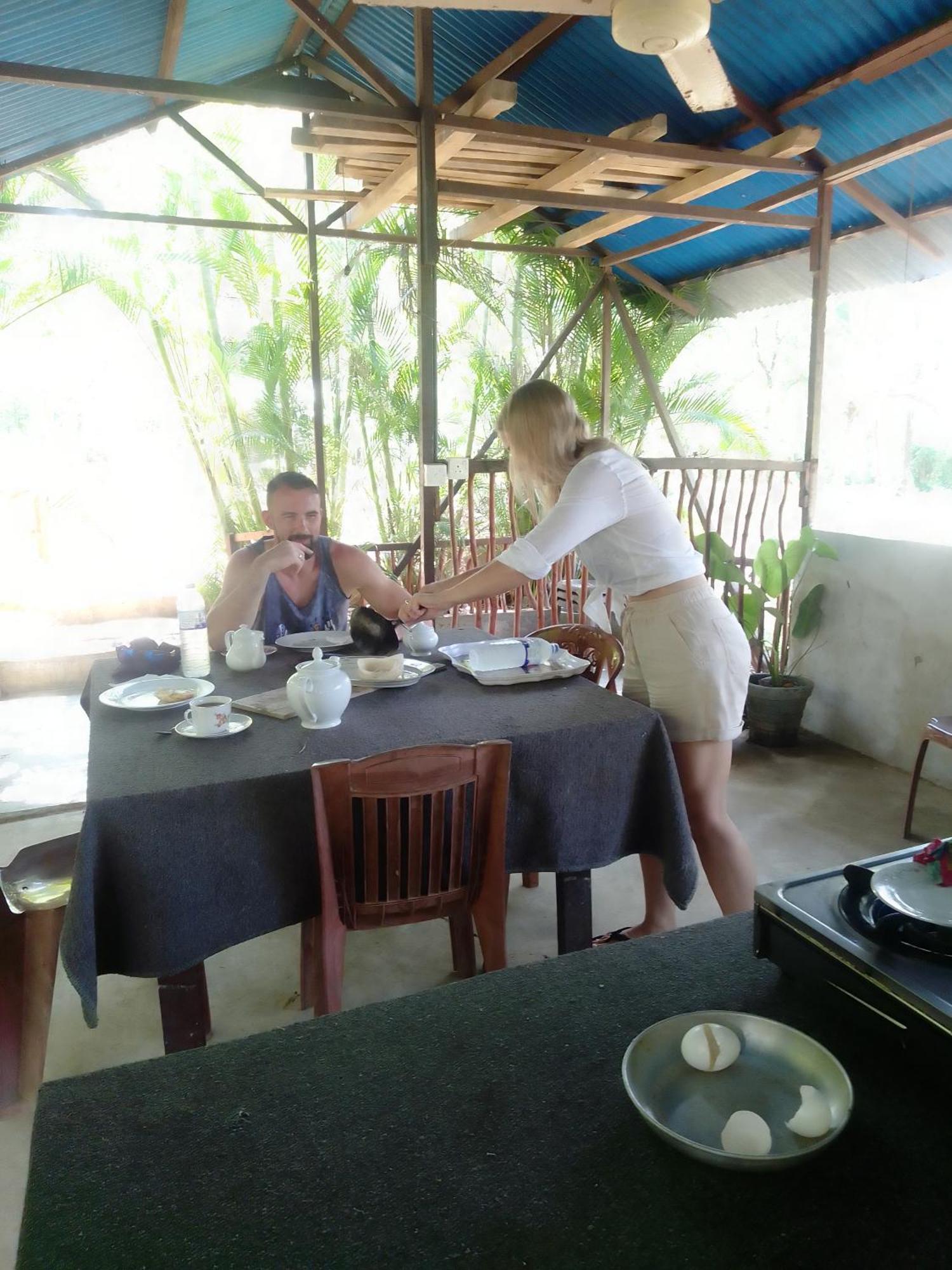 Soma Cabana, Homestay & Restaurant Tangalle Exterior photo