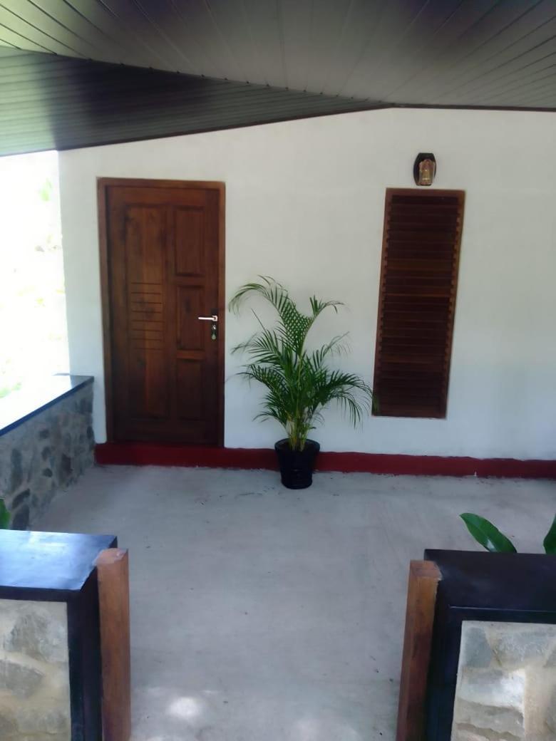 Soma Cabana, Homestay & Restaurant Tangalle Exterior photo